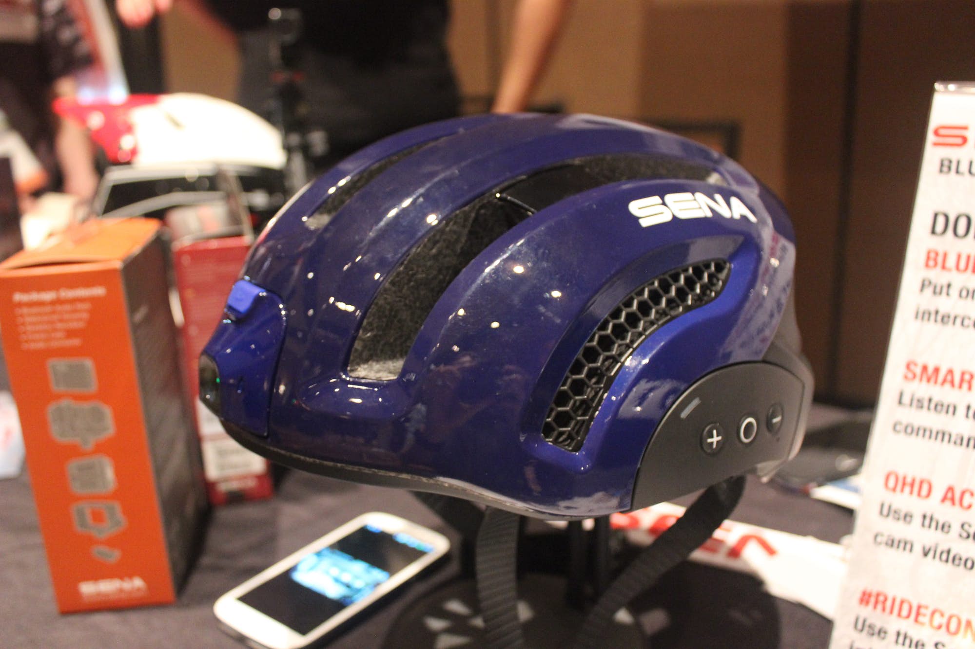 sena-smart-helmet-1.jpg