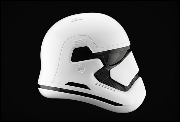 stormtrooper-helmet-2.jpg